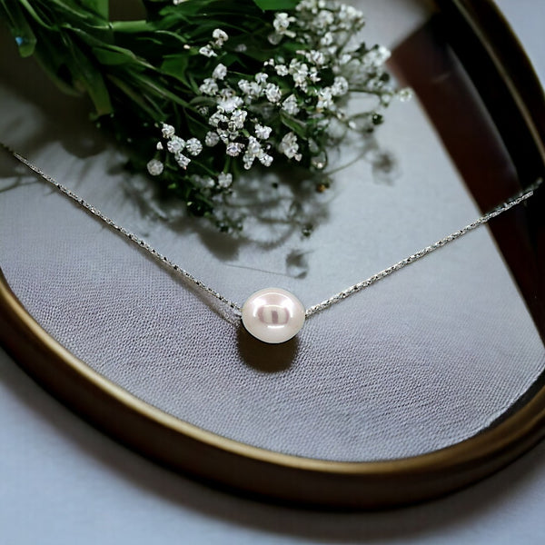 Solitaire Pearl Necklace